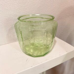 Vintage Green Pressed Glass Planter Vase Octagon Floral Cachepot 6”